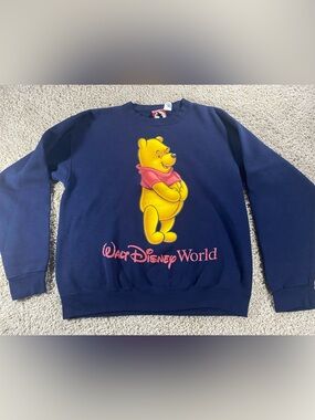 VTG 90’s Disney World Navy Adult Large Sweatshirt Winnie the Pooh Oversized